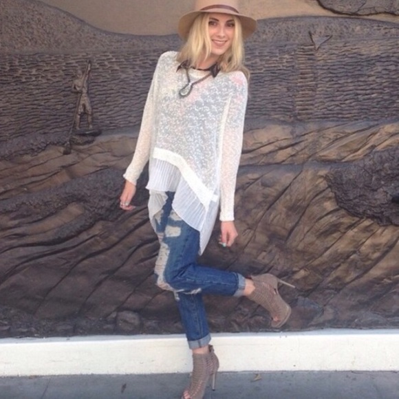 LF White Multilayer Top - Picture 3 of 4